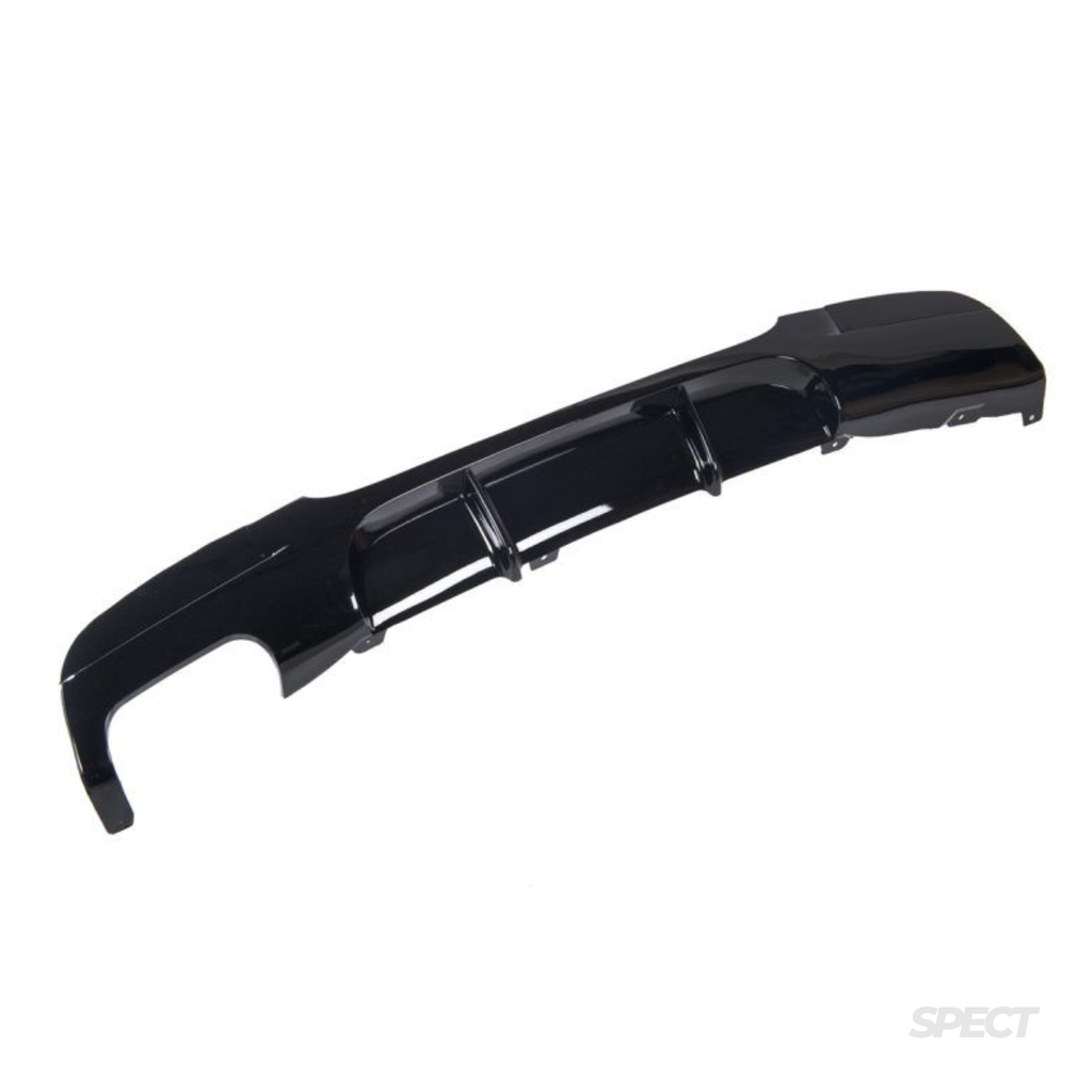 BMW E90/E91 2005-2012 - Diffusori takapuskuriin kiiltävä musta