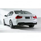 BMW E90/E91 2005-2012 - Diffusori takapuskuriin kiiltävä musta