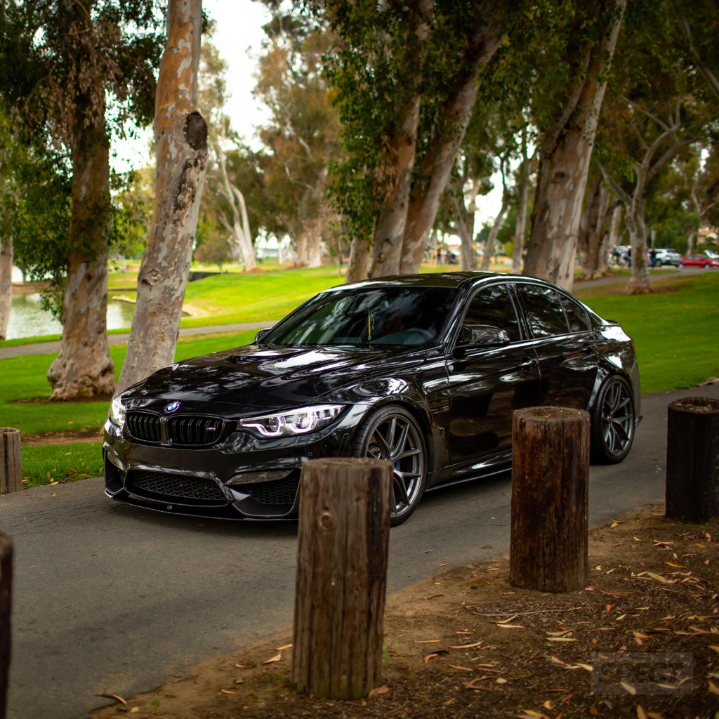 BMW F80/F82/F83 M3/M4 - Etuspoileri kiiltävän musta M-Performance