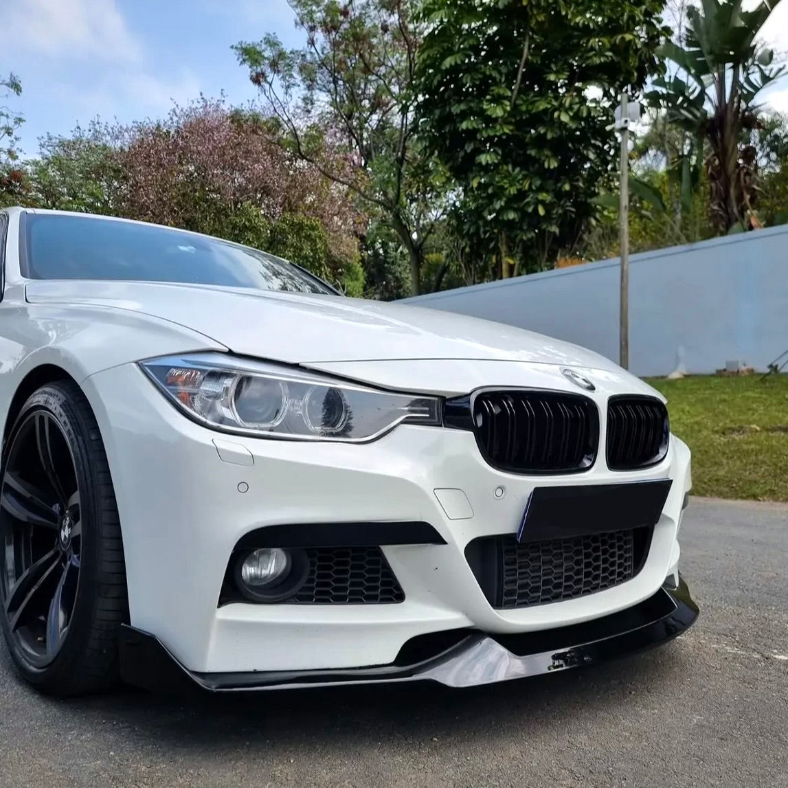 BMW F30/F31 2012-2019 - Etuspoileri MAD style