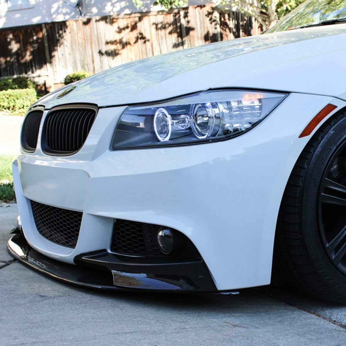 BMW E90 / E91 Etuspoileri (2009–2012) LCI