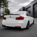 BMW F30/F31 - PSM Takapuskurin kulmapalat kiiltävän musta
