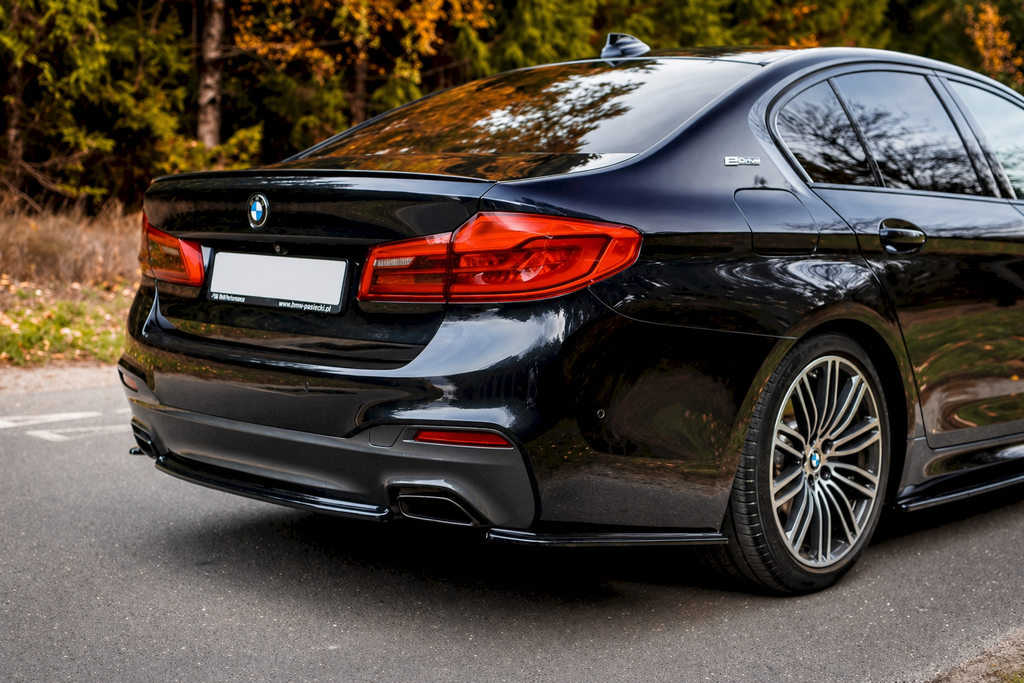 BMW G30/G31 takapuskurin sivuhelmat