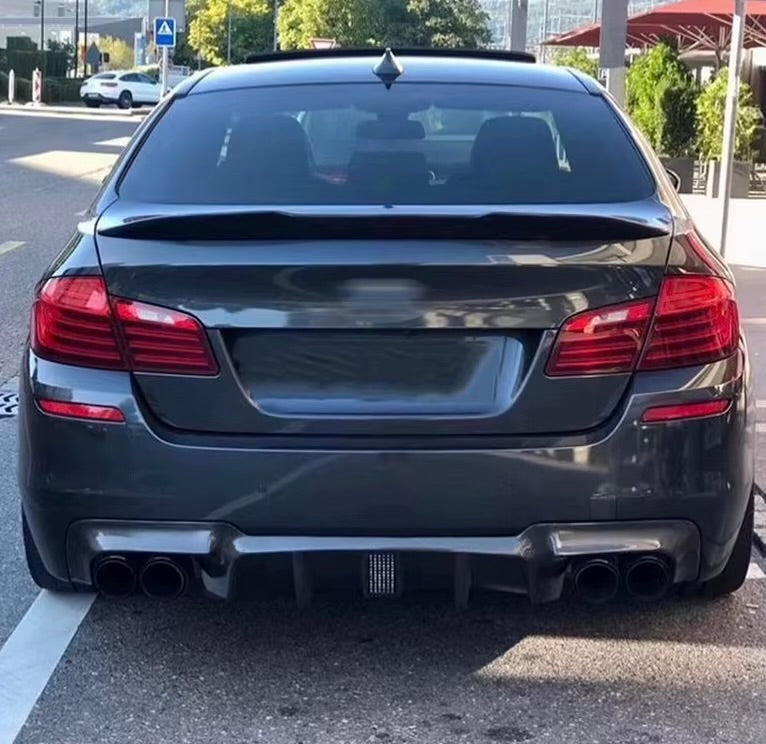 Bmw F10 PSM Style DuckTail -takaspoileri