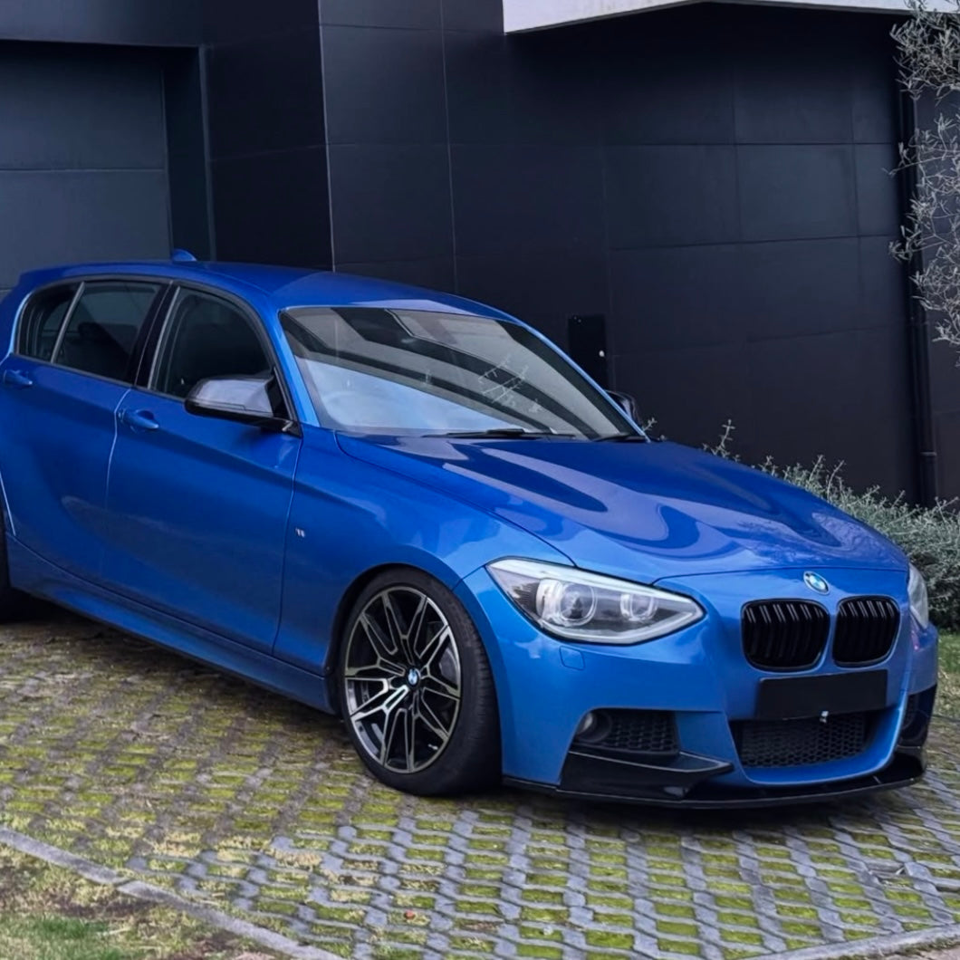 BMW F20 F21 11-15 kiiltävän mustat munuaiset M-style