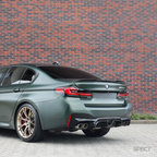 BMW G30/G31 2017-2024 - CS style takadiffuusori kiiltävän musta