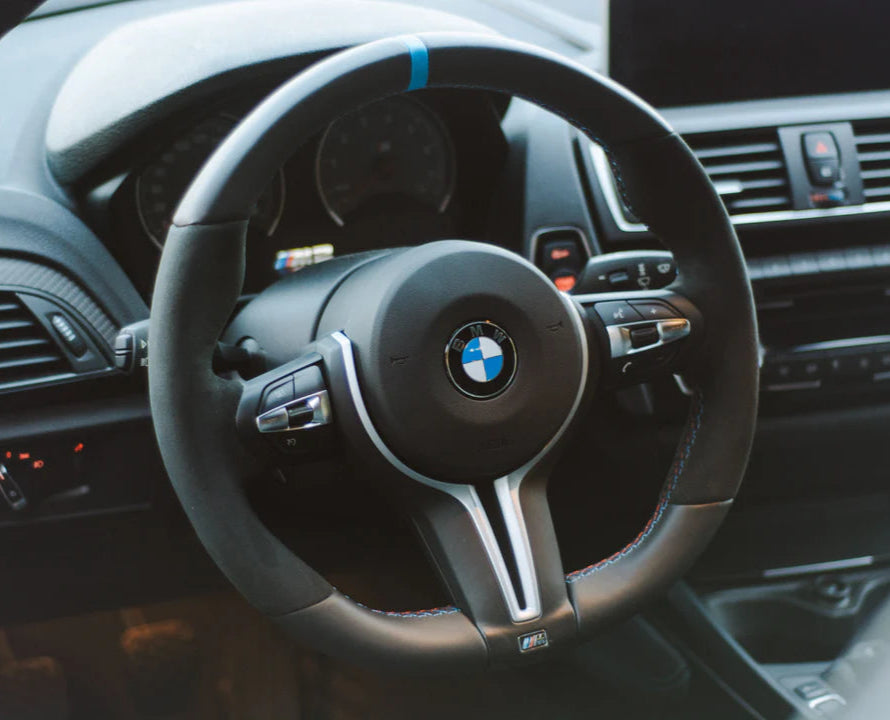 BMW F-sarja ratti alcantara/nahka punainen