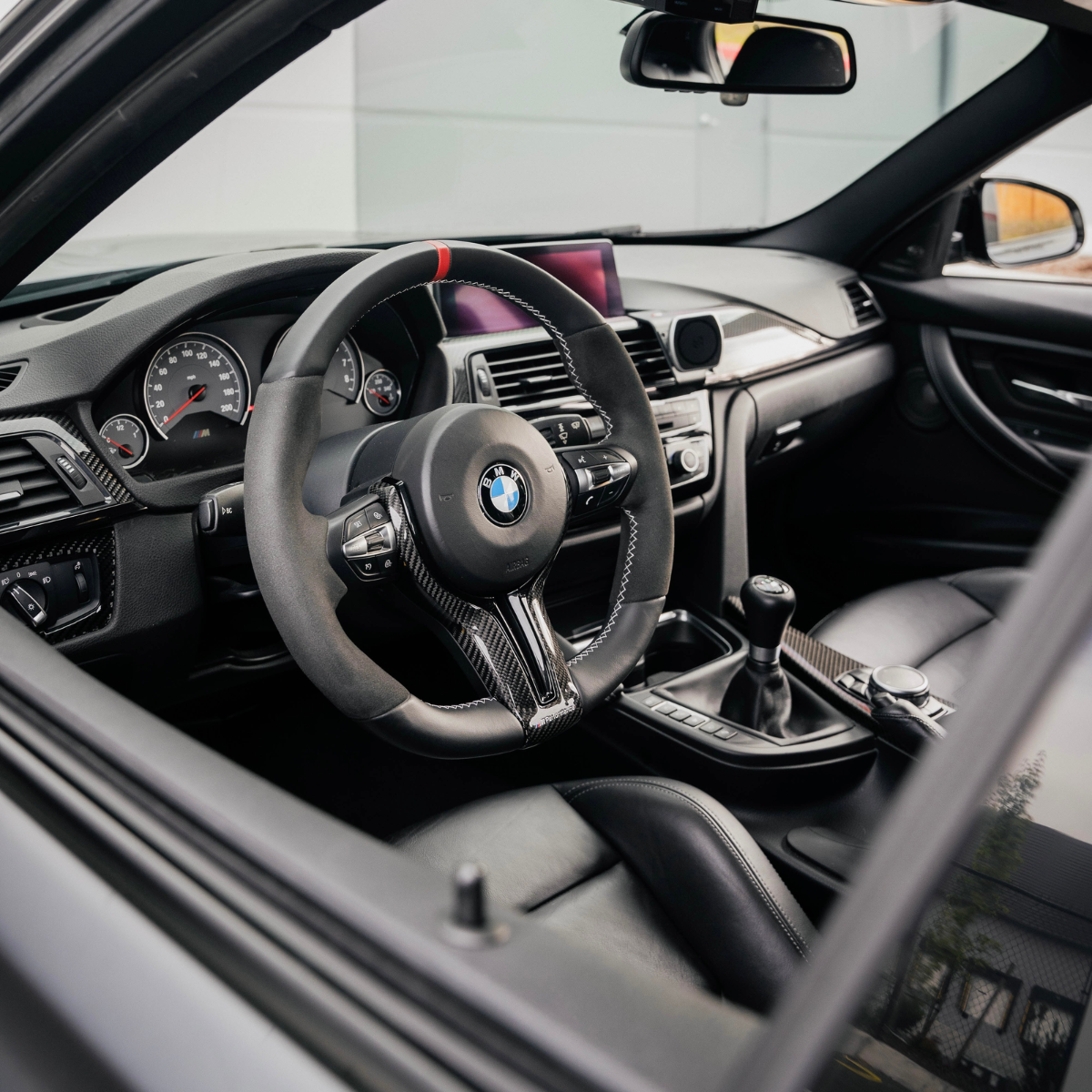 BMW F-sarja ratti alcantara/nahka punainen GetCarbon™