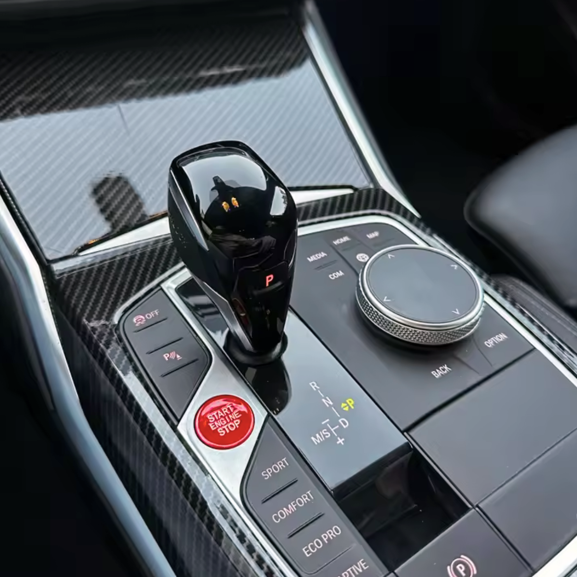 BMW G20/G26/G22 G-sarja - start stop käynnistysnappi punainen